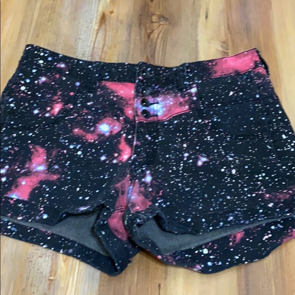 Galaxy jeans shorts